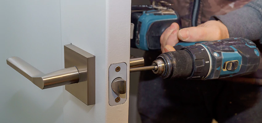 Broken Door Handle Lock Repair in Orinda, California